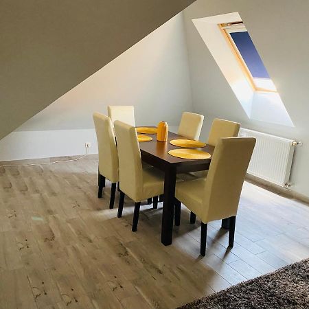 Appartement Tamara Apartman à Hajdúszoboszló Extérieur photo